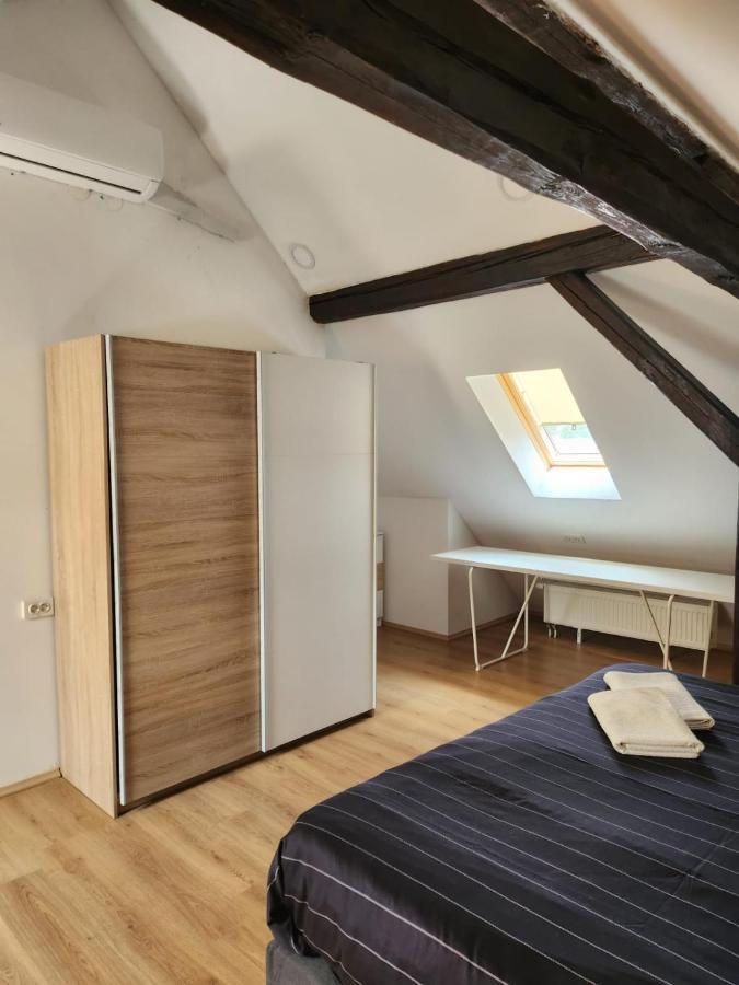 Apartman Buzanova 001 Διαμέρισμα Ζάγκρεμπ Εξωτερικό φωτογραφία