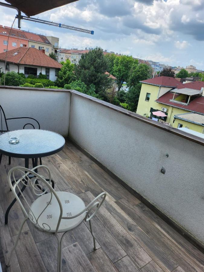 Apartman Buzanova 001 Διαμέρισμα Ζάγκρεμπ Εξωτερικό φωτογραφία